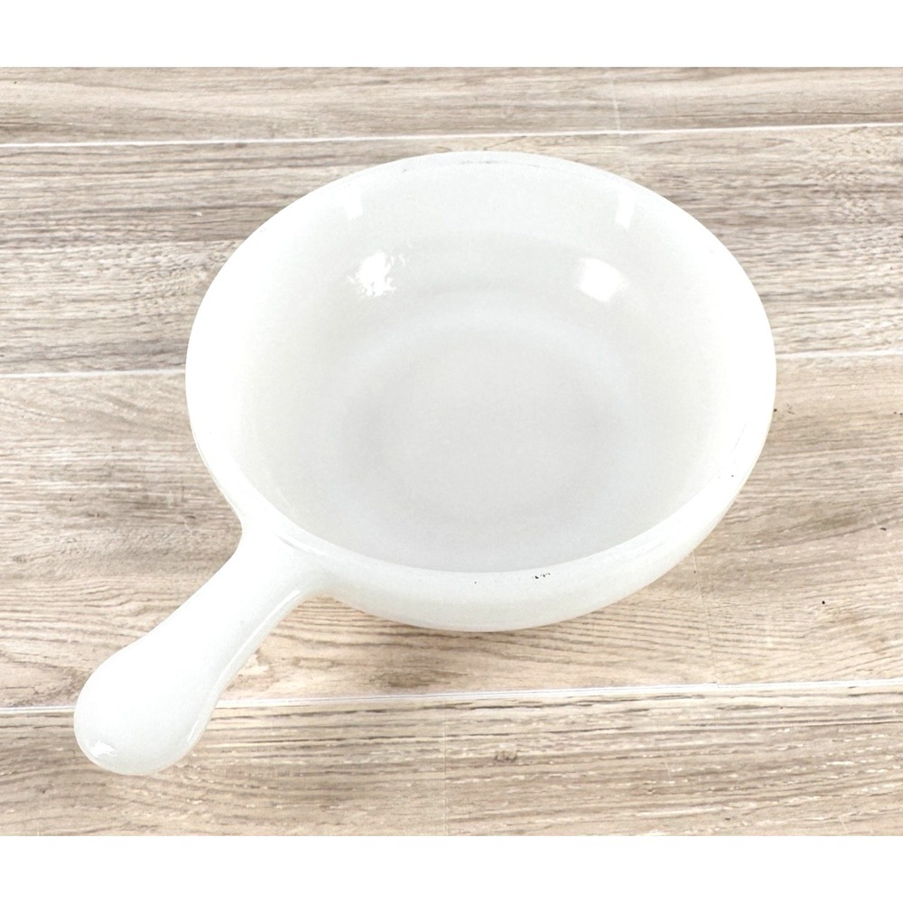 Glasbake White Milk Glass Handled‎ Skillet Bowl J-2102-21 Vintage USA 7"